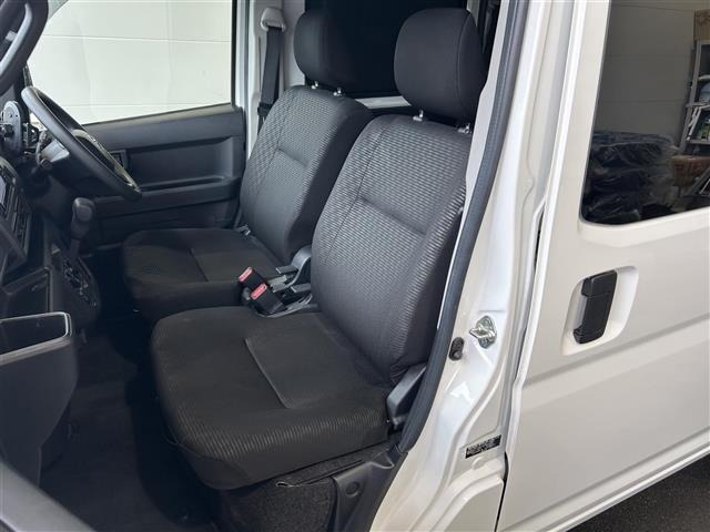 Toyota PIXIS VAN 2023 7693150-10