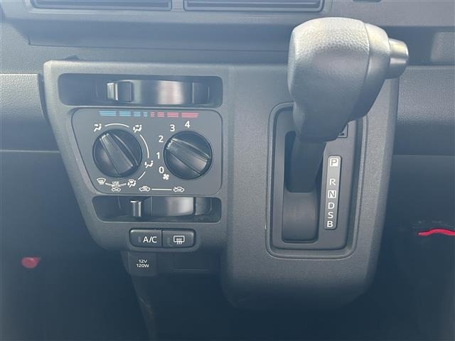 Toyota PIXIS VAN 2023 7693150-19