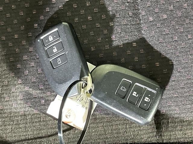 Toyota PORTE 2015 7693806-2