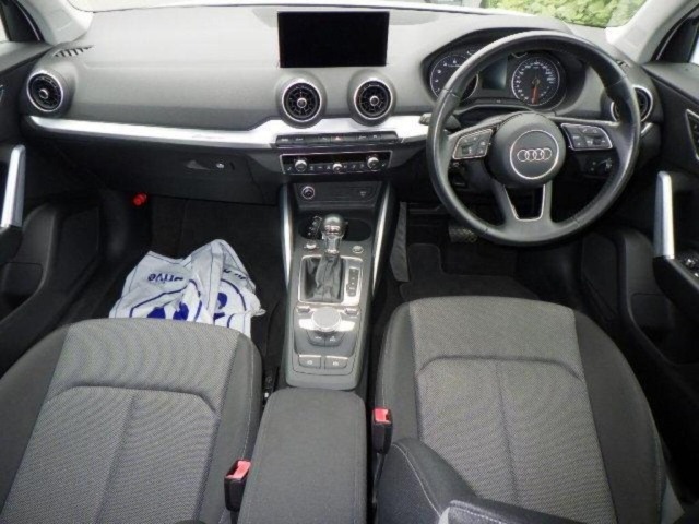 Audi Q2 2017 7690338-3