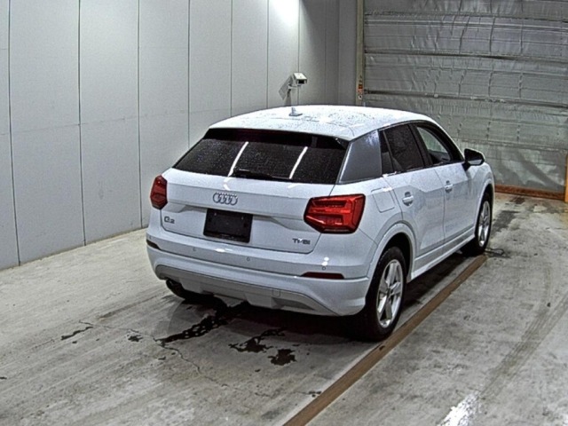 Audi Q2 2017 7690338-5