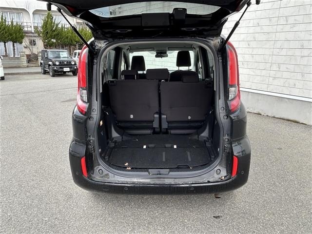 Toyota SIENTA 2023 7695346-10