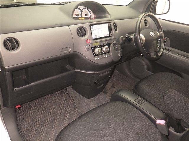 Toyota SIENTA 2013 7695355-4
