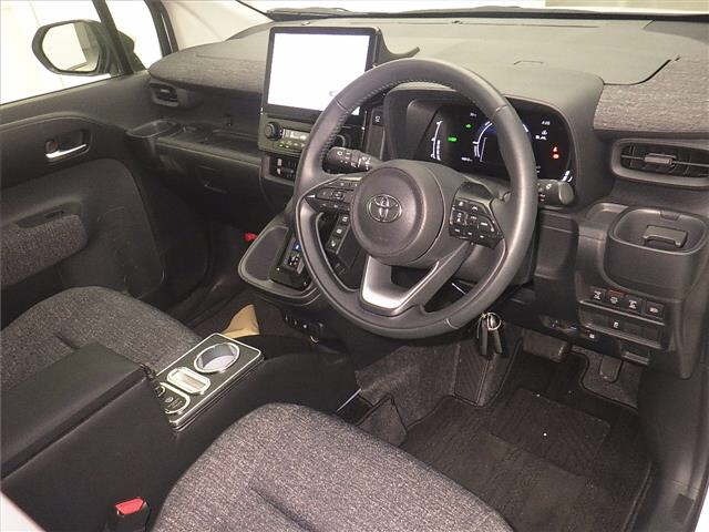 Toyota SIENTA 2024 7695360-3