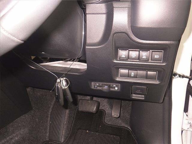 Toyota SIENTA 2024 7695360-9