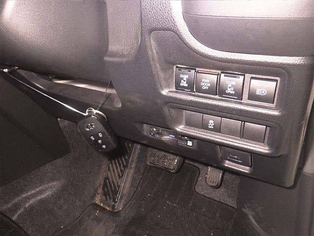 Toyota SIENTA 2023 7695363-8