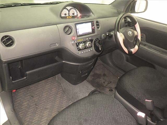 Toyota SIENTA 2014 7695365-4