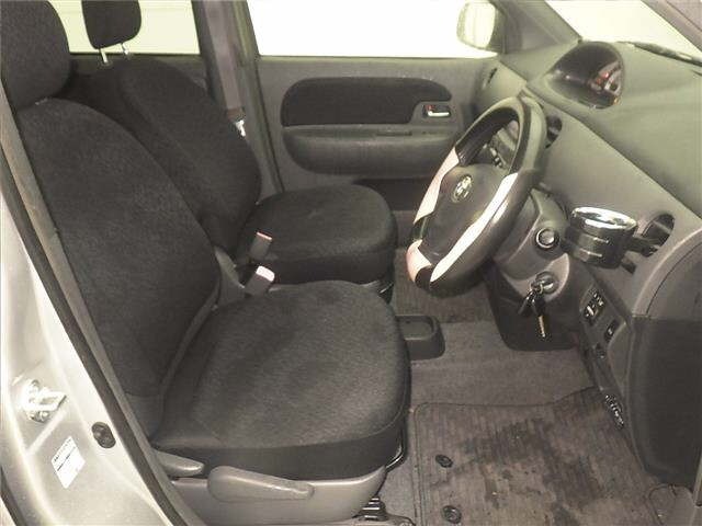 Toyota SIENTA 2014 7695365-5