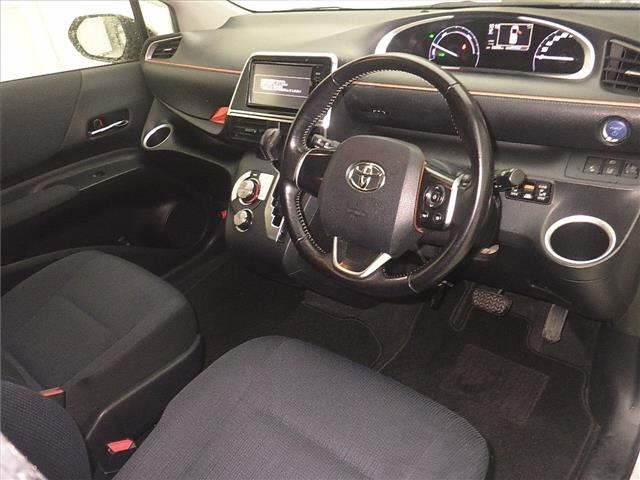 Toyota SIENTA 2015 7695366-3