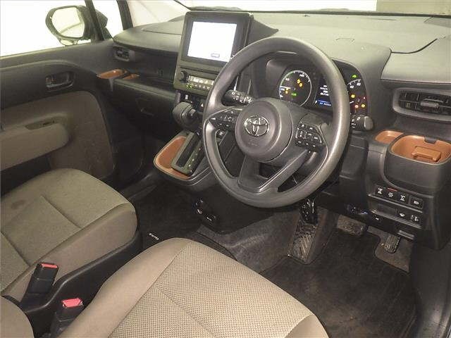 Toyota SIENTA 2022 7695371-3