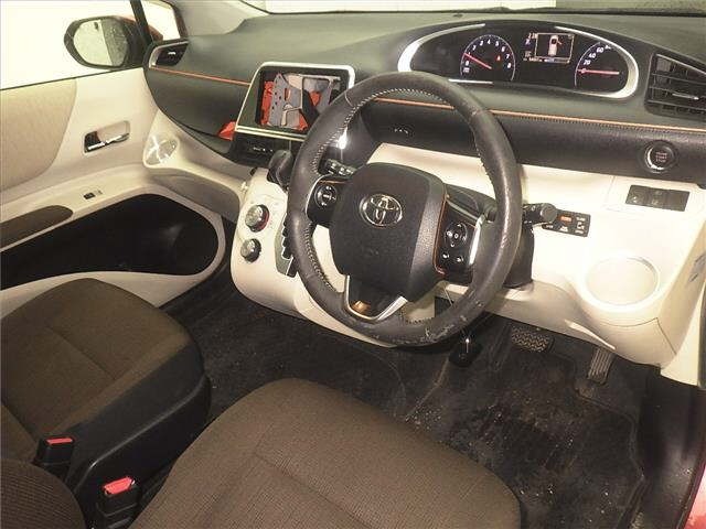 Toyota SIENTA 2016 7695372-3