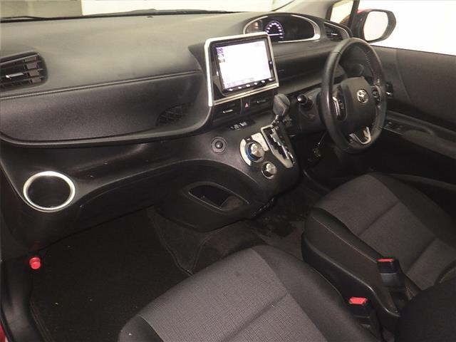 Toyota SIENTA 2020 7695374-4