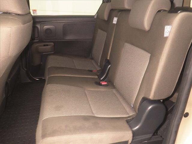 Toyota SIENTA 2023 7695377-8