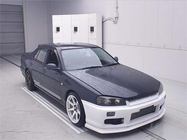 Nissan SKYLINE 2000 7695526-0