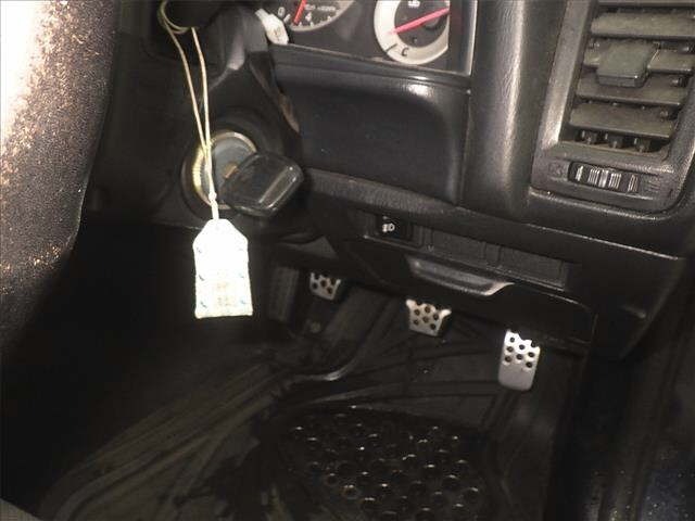 Nissan SKYLINE 2000 7695526-8