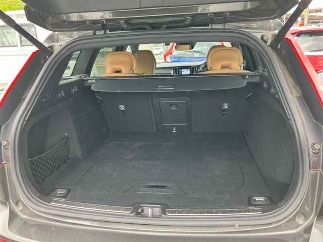 Volvo V60 2021 7690352-10