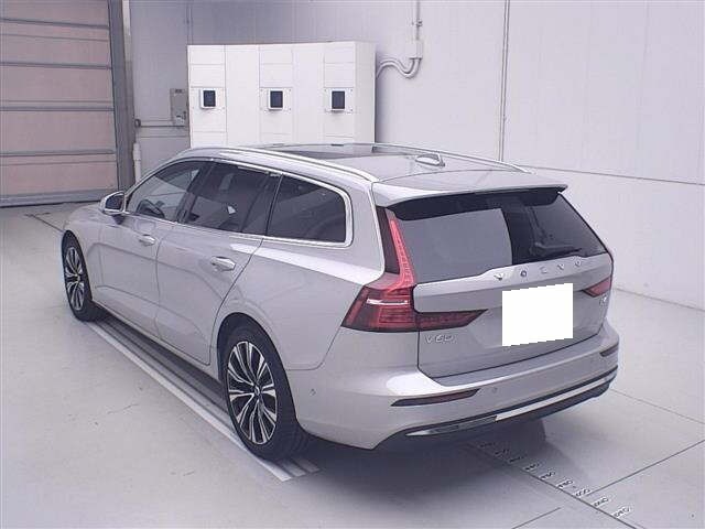 Volvo V60 2024 7690353-1