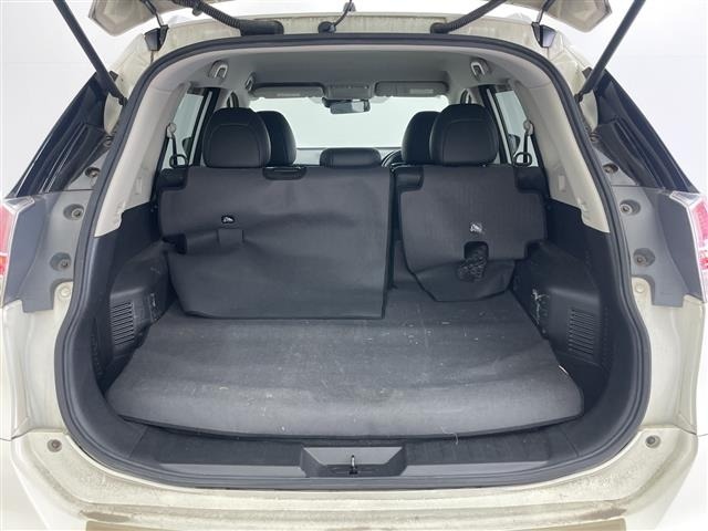Nissan X-TRAIL 2015 7694476-10