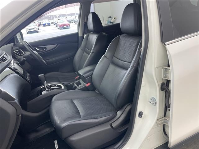 Nissan X-TRAIL 2015 7694476-7