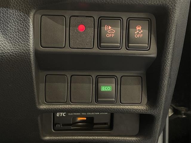 Nissan X-TRAIL 2015 7694485-10