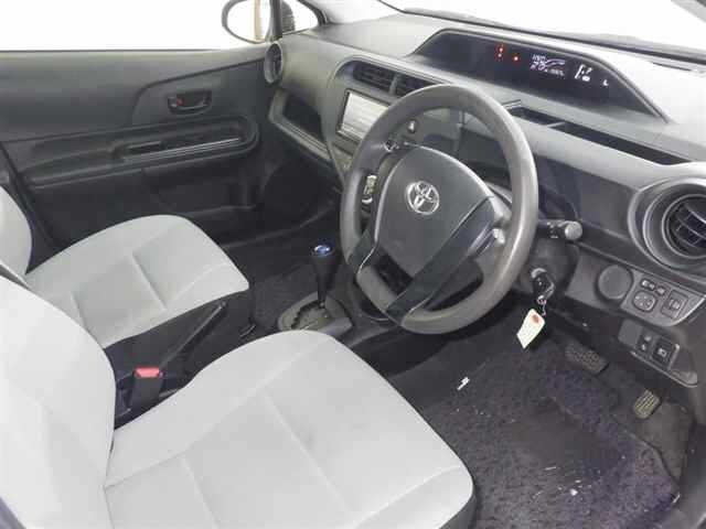 Toyota AQUA 2019 7714056-3