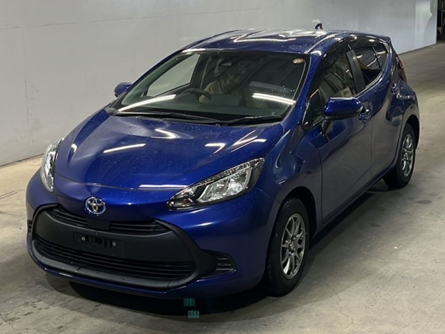 Toyota AQUA 2023 7714088-0