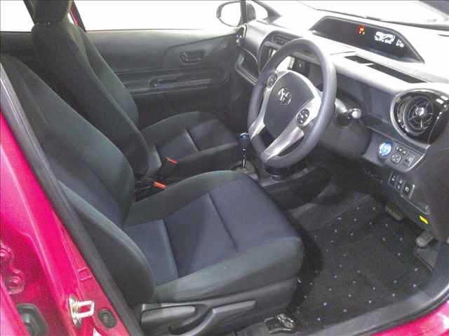 Toyota AQUA 2016 7714097-4