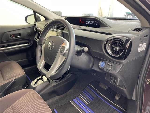 Toyota AQUA 2016 7714814-1
