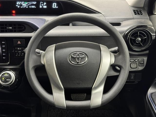 Toyota AQUA 2015 7714832-16