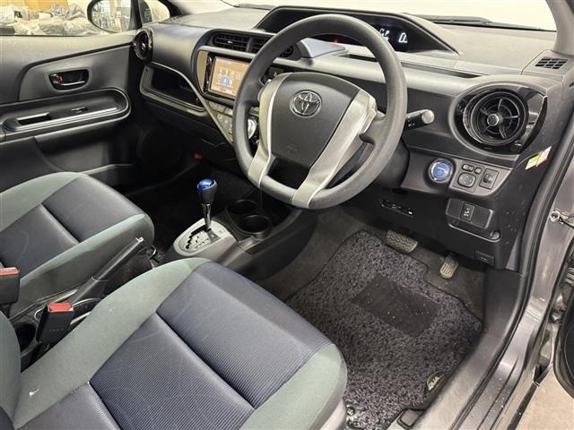 Toyota AQUA 2015 7714832-2