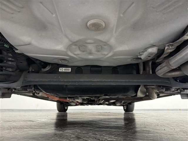 Toyota AQUA 2015 7714832-7