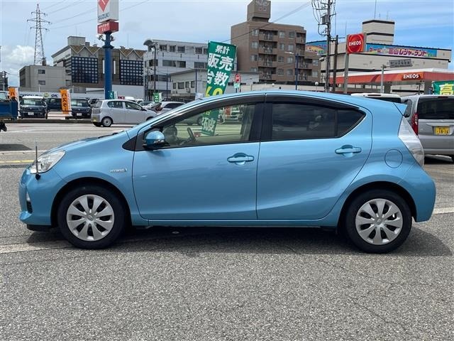 Toyota AQUA 2014 7714842-11