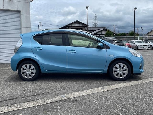 Toyota AQUA 2014 7714842-12