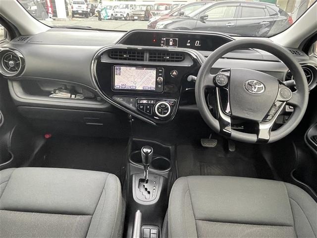Toyota AQUA 2018 7714876-14