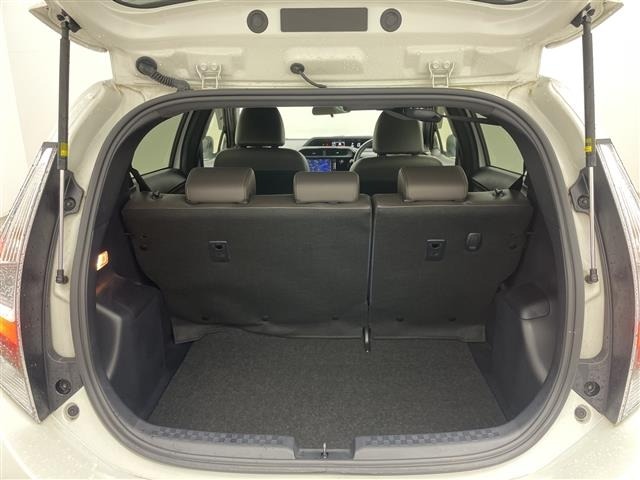 Toyota AQUA 2019 7714881-10