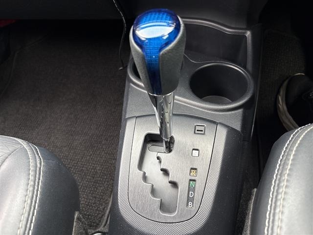 Toyota AQUA 2013 7714882-11