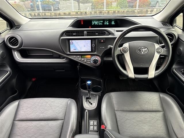 Toyota AQUA 2013 7714882-15