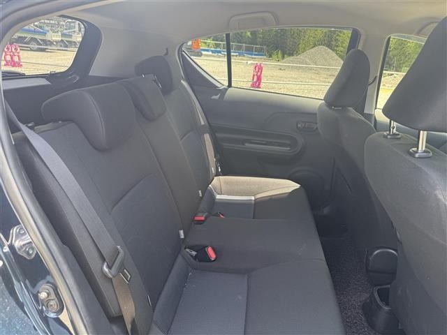 Toyota AQUA 2017 7714883-11