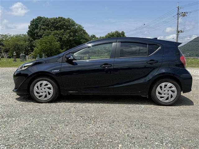 Toyota AQUA 2017 7714883-2