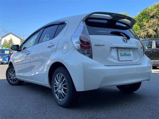 Toyota AQUA 2014 7714885-13