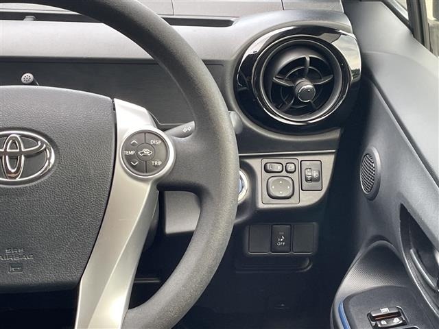 Toyota AQUA 2015 7714891-9