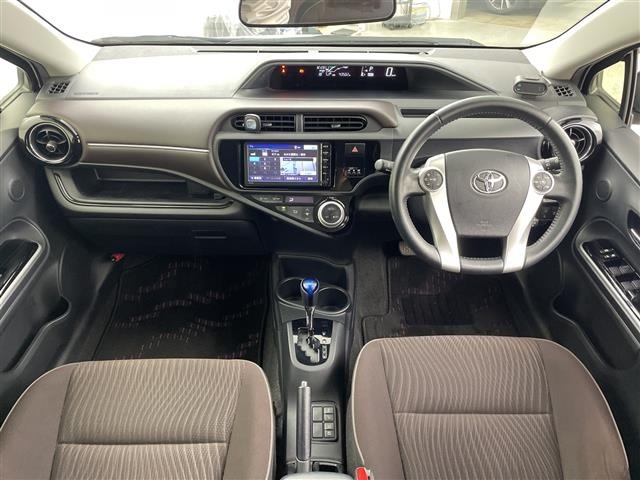 Toyota AQUA 2016 7714894-14