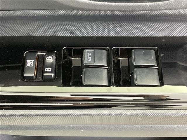 Toyota AQUA 2020 7714901-2