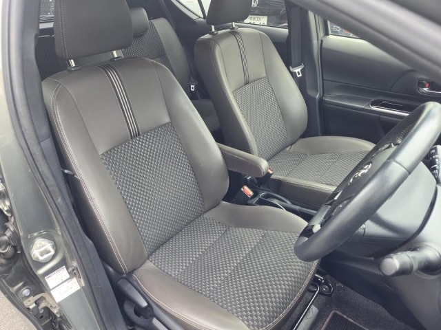 Toyota AQUA 2019 7714916-6