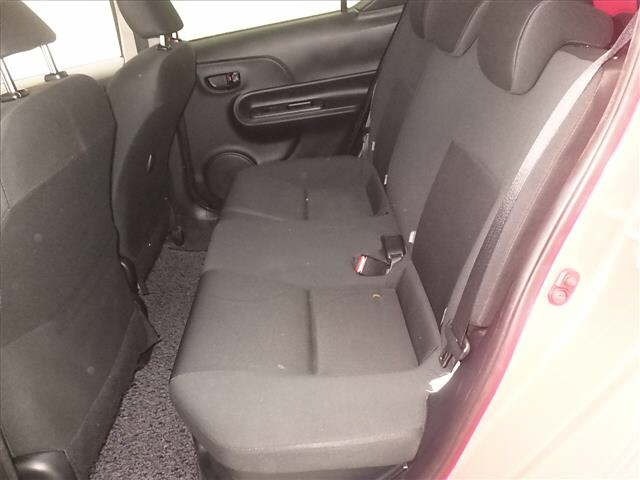Toyota AQUA 2016 7714951-7