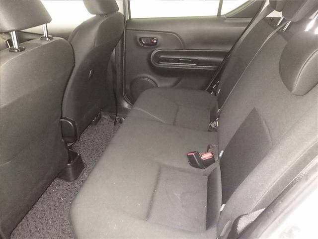 Toyota AQUA 2017 7714956-7