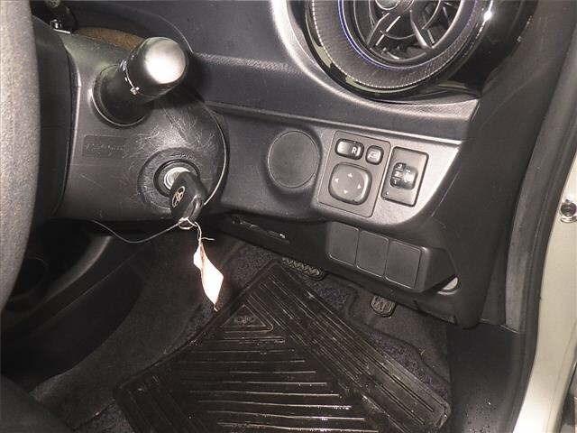 Toyota AQUA 2017 7714956-8