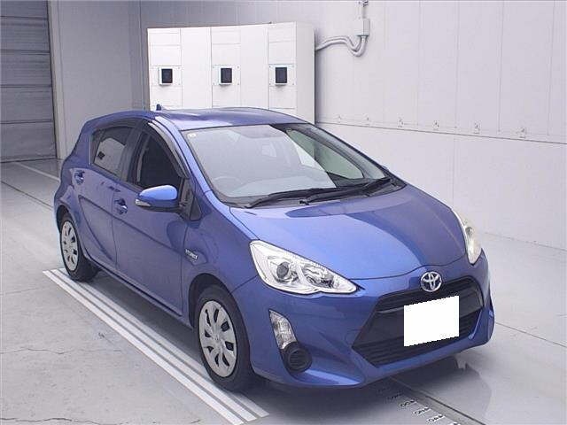 Toyota AQUA 2015 7714957-0
