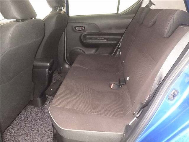 Toyota AQUA 2015 7714957-7