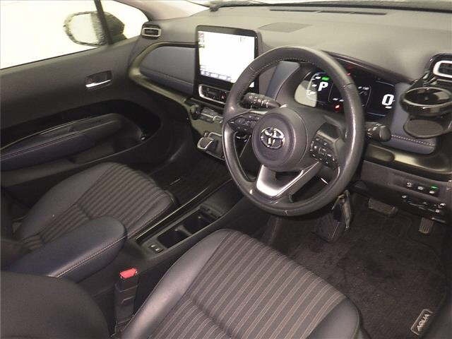 Toyota AQUA 2024 7714958-3